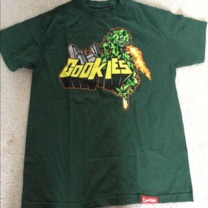 Cookies green T-shirt like new no holes or tears M